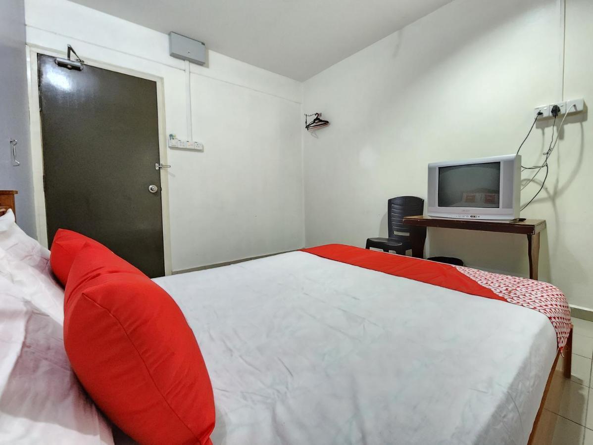 Oyo 90743 Hotel Ban Cheong Kangar Εξωτερικό φωτογραφία