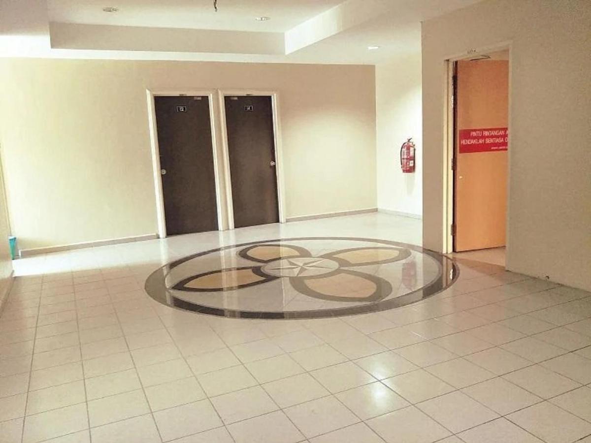 Oyo 90743 Hotel Ban Cheong Kangar Εξωτερικό φωτογραφία