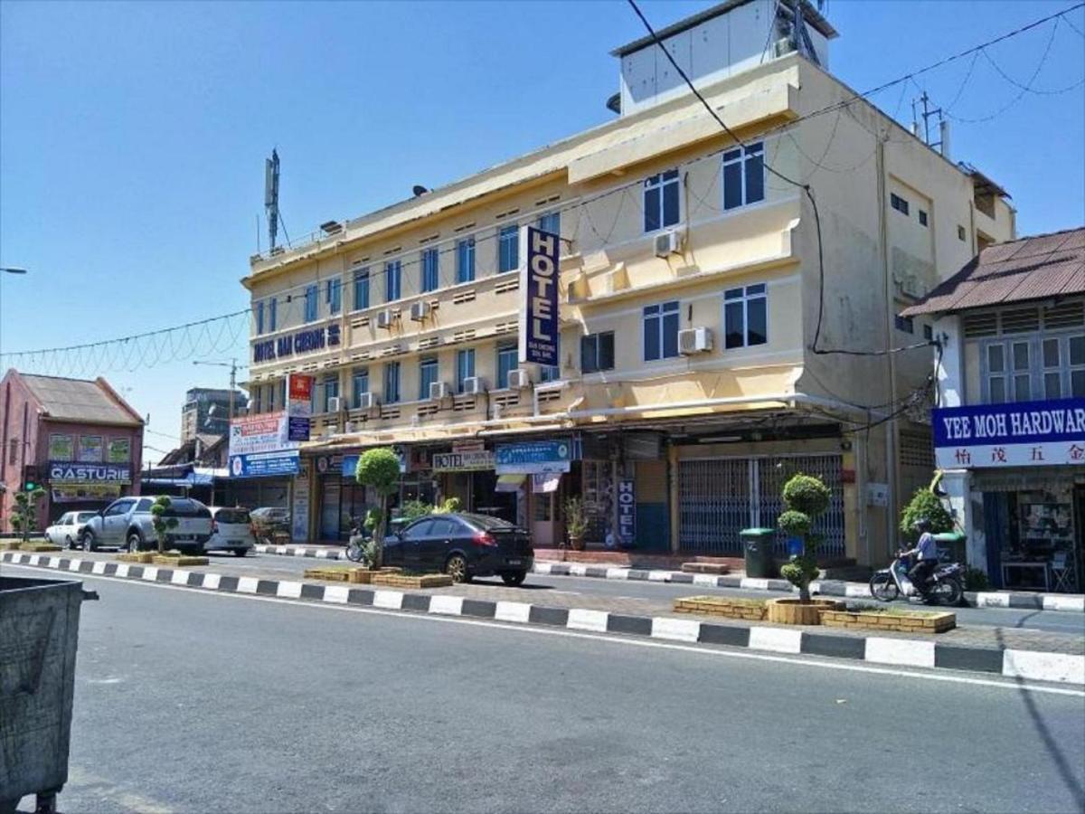 Oyo 90743 Hotel Ban Cheong Kangar Εξωτερικό φωτογραφία