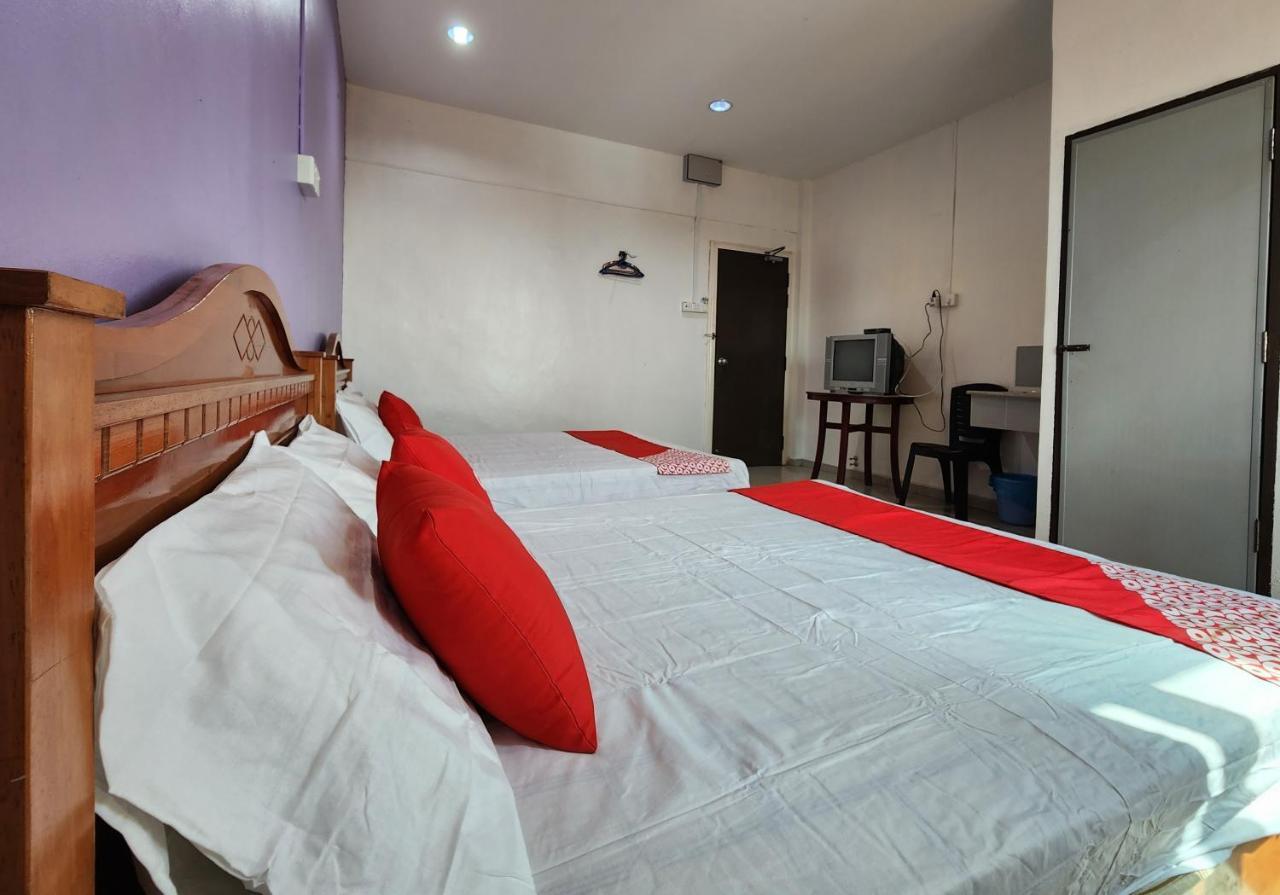 Oyo 90743 Hotel Ban Cheong Kangar Εξωτερικό φωτογραφία